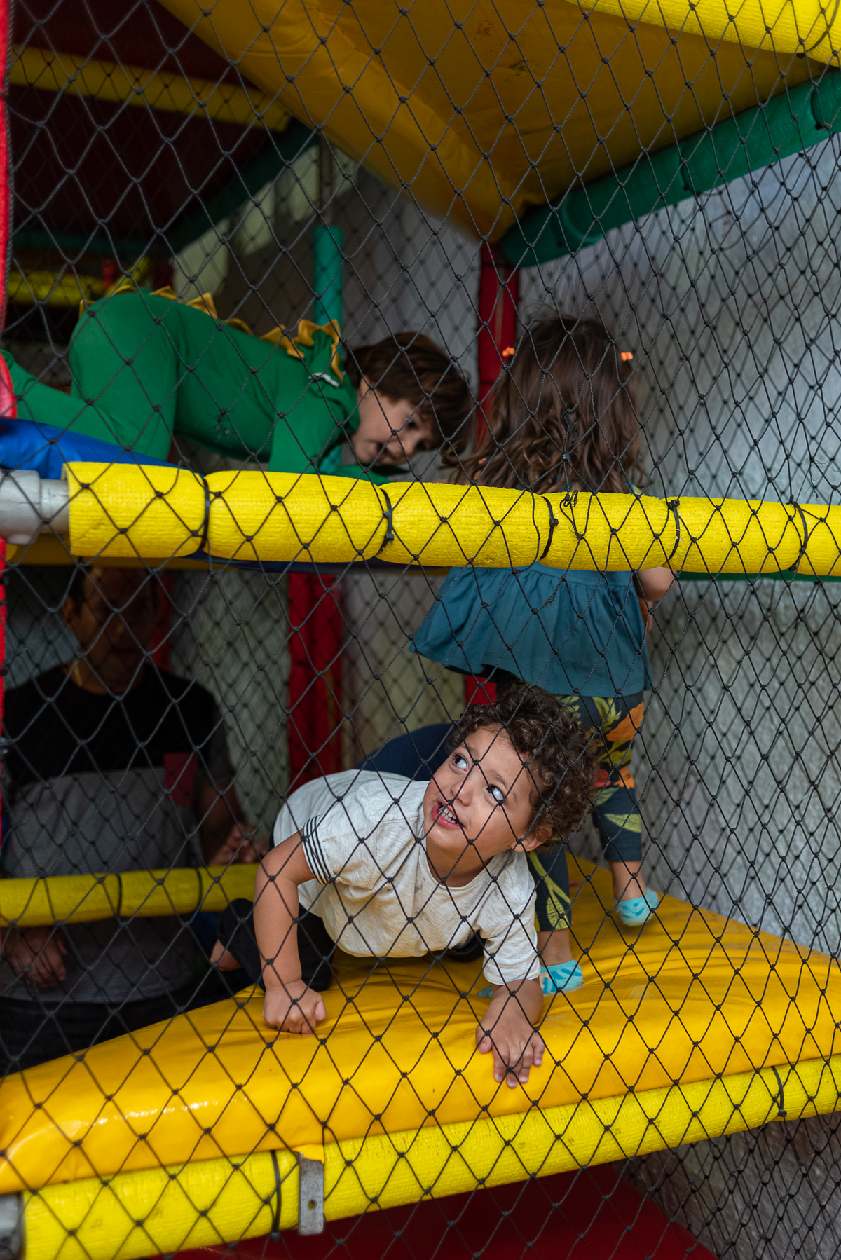 fotografia-de-festa-infantil-rj-3-anos-tema-decoracao-dinossauro-kidsland-buffet-infantil-laranjeiras