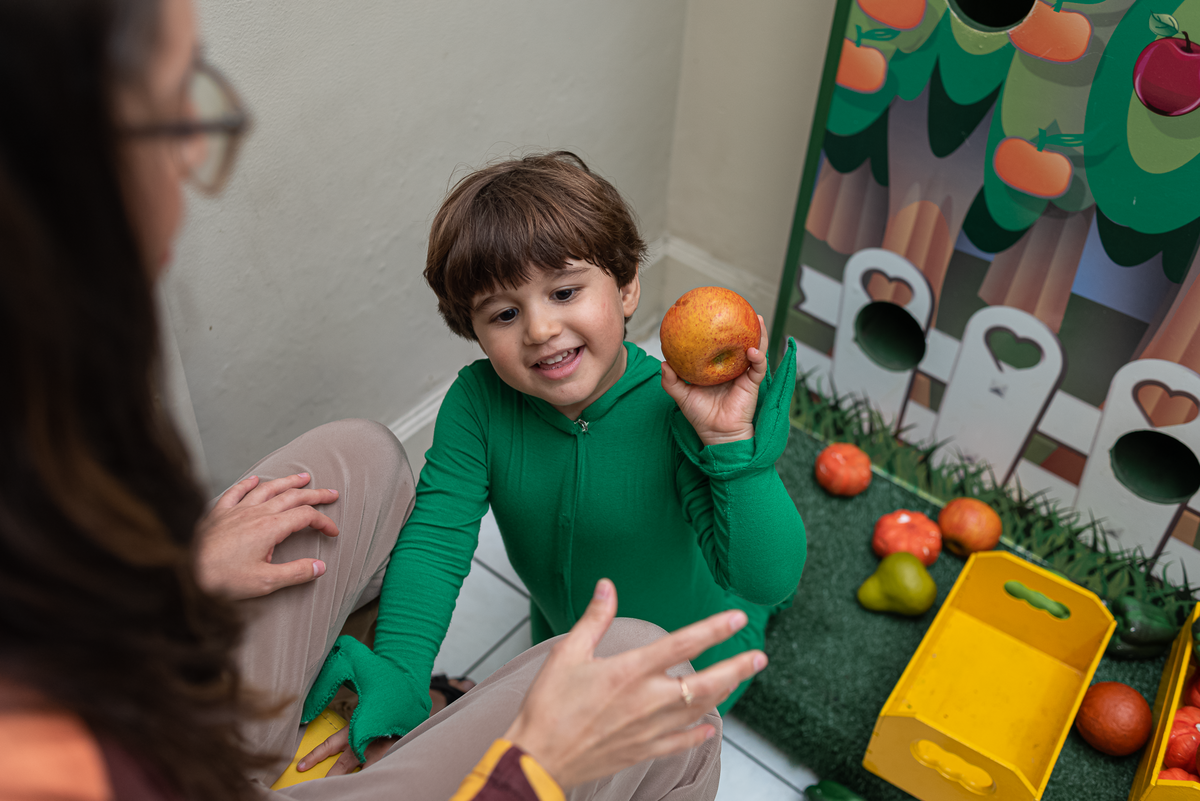 fotografia-de-festa-infantil-rj-3-anos-tema-decoracao-dinossauro-kidsland-buffet-infantil-laranjeiras