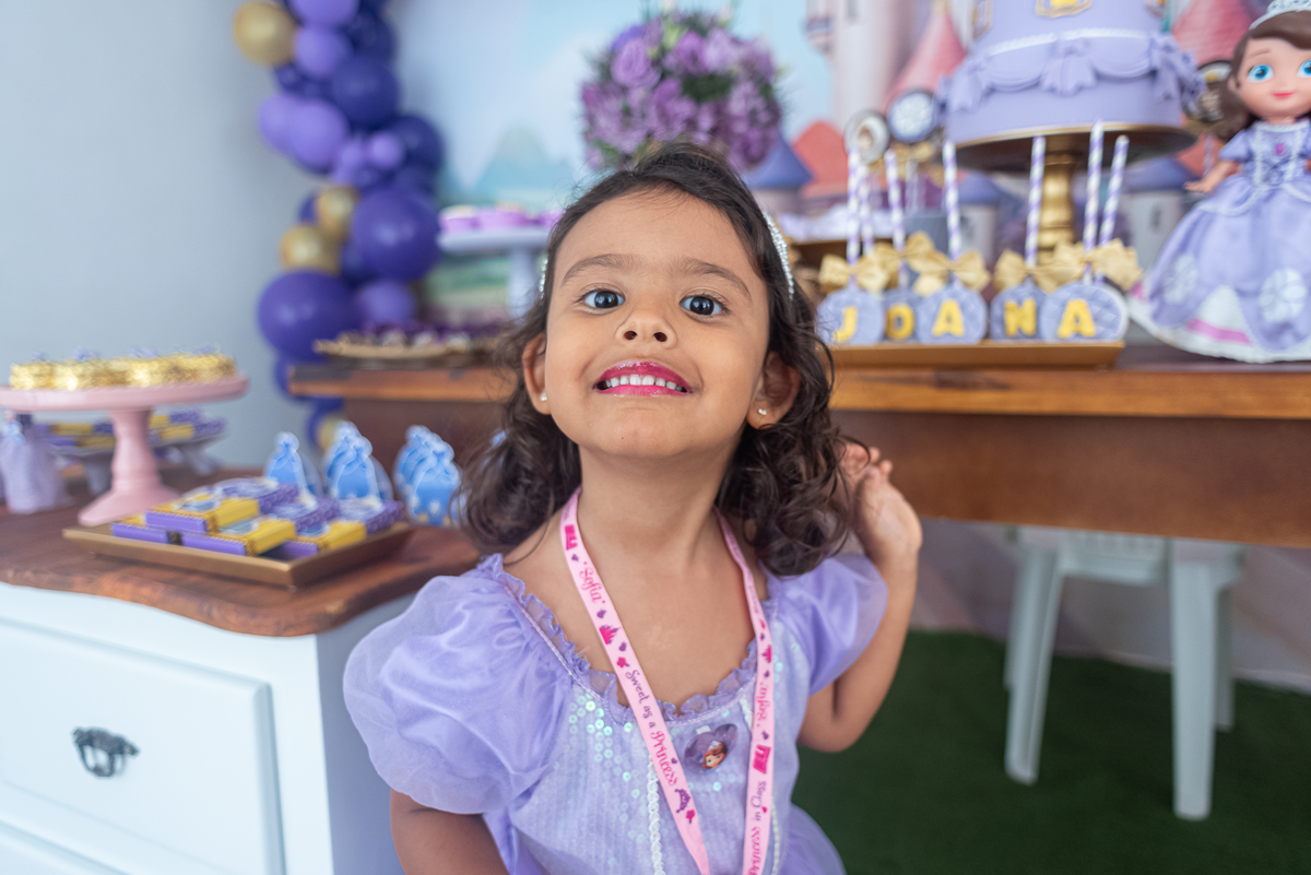 fotografia-de-festa-infantil-rj-tema-decoracao-princesa-sofia-3-anos-menina-barra-da-tijuca