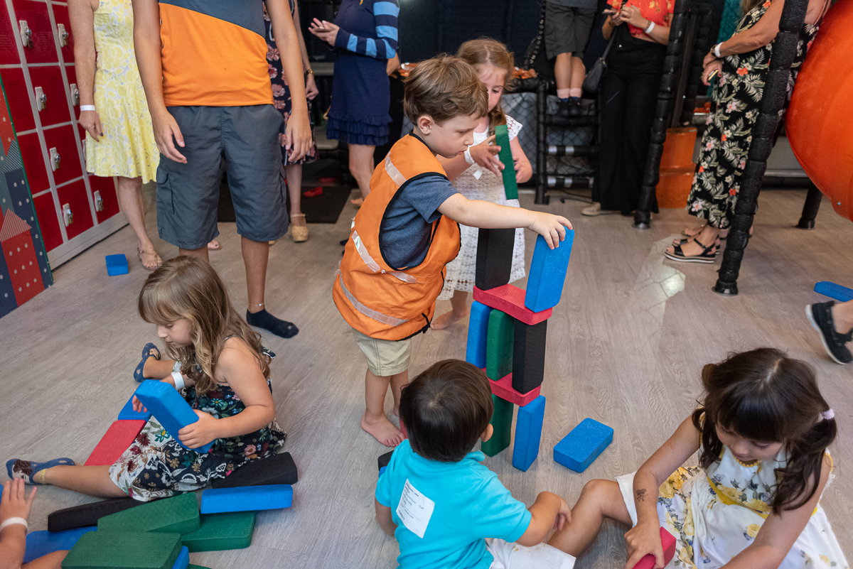 fotografia-festa-infantil-rj-5-anos-tema-decoracao-pjmask-animasom-shopping-leblon