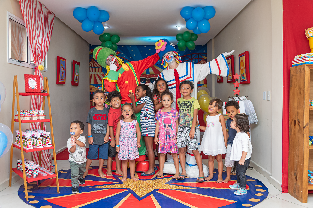 fotografia-de-festa-infantil-rj-tema-decoracao-circo-palhaco-2-ano-menina-taquara-jacarepagua