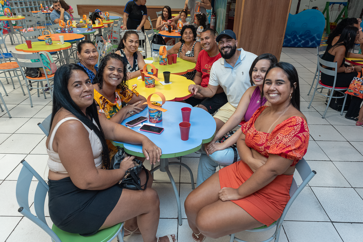 fotografia-de-festa-infantil-rj-6-anos-decoracao-tema-hotwheels-casa-de-festa-espaco-infantil-engenho-novo