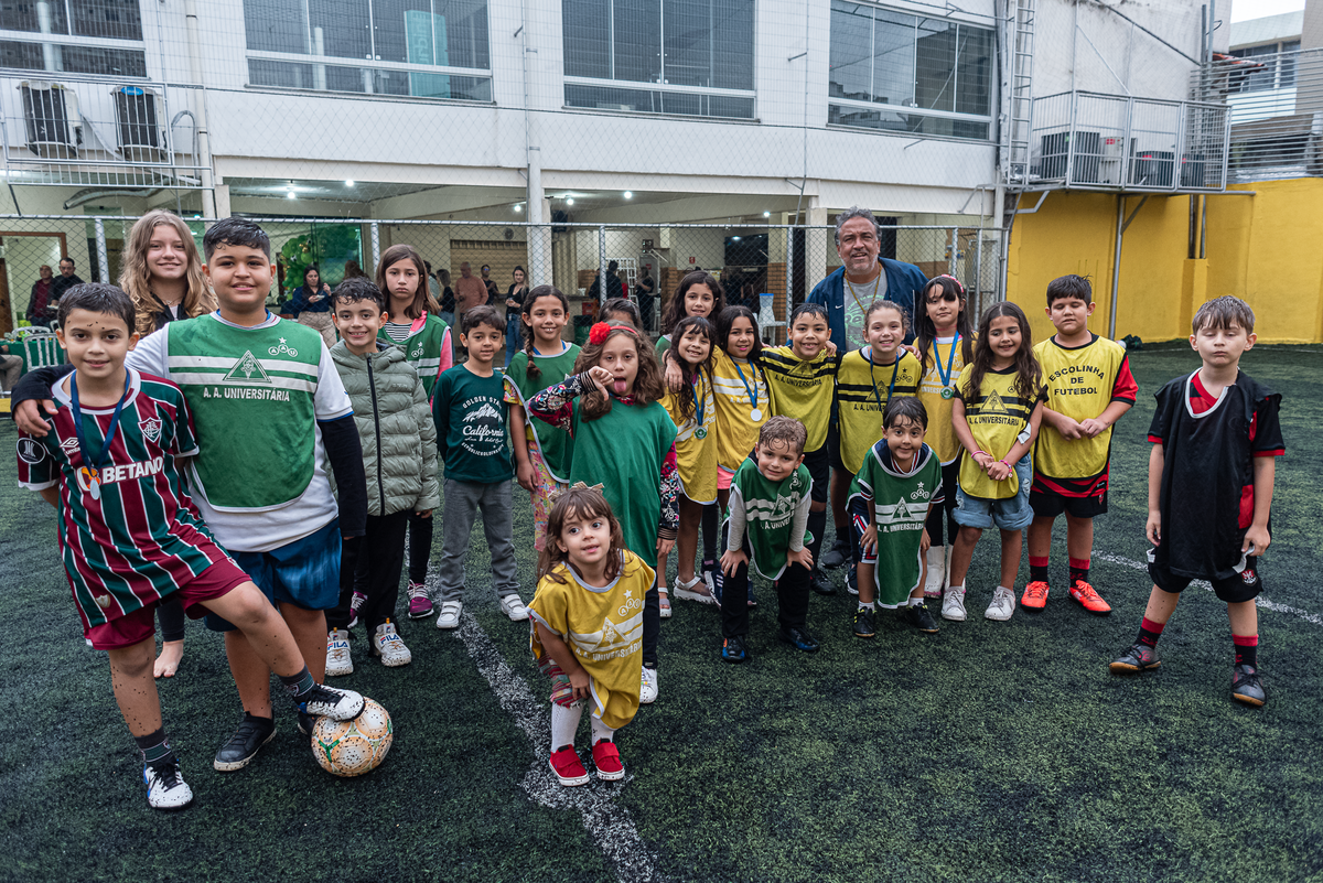 fotografia-de-festa-infantil-rj-8-anos-decoracao-tema-futebol-niteroi