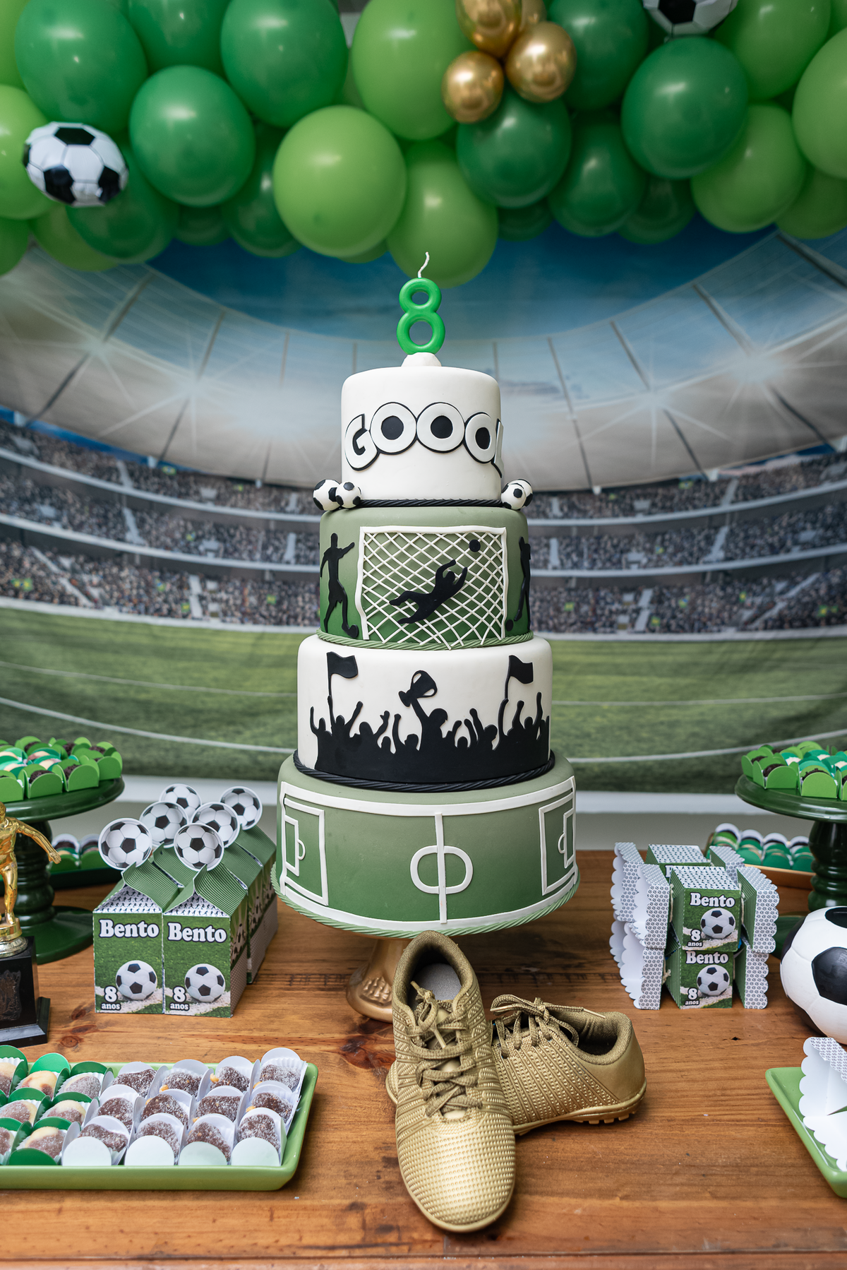 fotografia-de-festa-infantil-rj-8-anos-decoracao-tema-futebol-niteroi