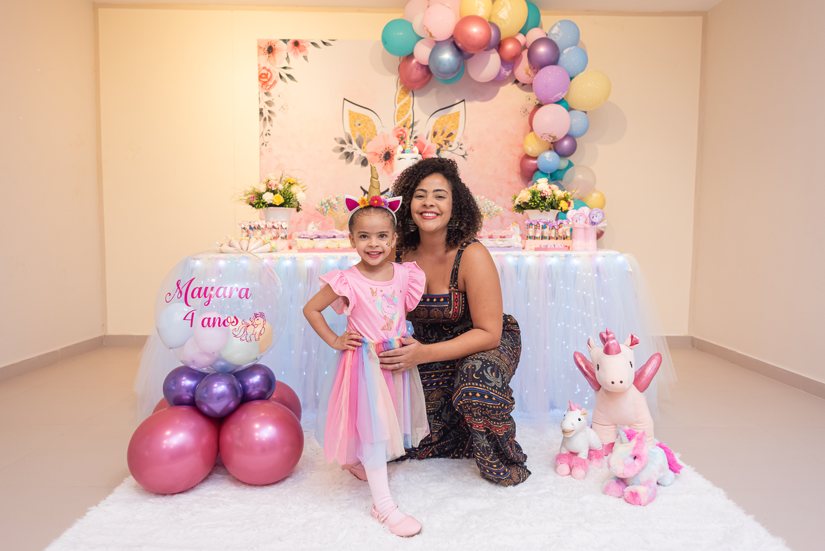 festa-infantil-rj-tema-decoracao-menina-4-anos-unicornio-rosa-meier