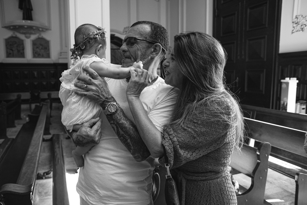 batizado-igreja-catolica-Paroquia-de-Santa-Margarida-Maria-ipanema-batismo-menina