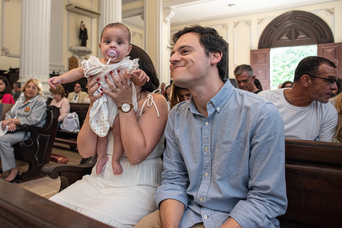 batizado-igreja-catolica-Paroquia-de-Santa-Margarida-Maria-ipanema-batismo-menina