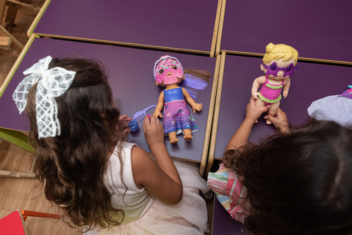 festa-infantil-rj-5-anos-menina-tema-decoracao-fundo-do-mar-sereia-espoleta-play-laranjeiras