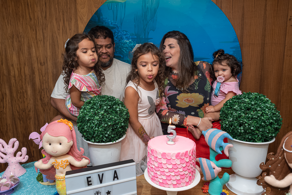 festa-infantil-rj-5-anos-menina-tema-decoracao-fundo-do-mar-sereia-espoleta-play-laranjeiras