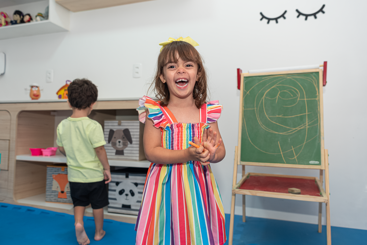 festa-infantil-rj-3-anos-tema-decoracao-arco-iris-coracao-niteroi