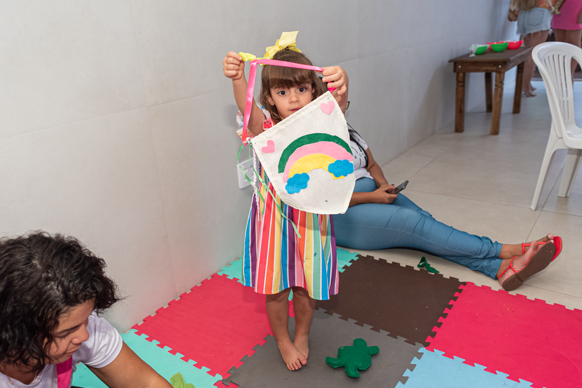 festa-infantil-rj-3-anos-tema-decoracao-arco-iris-coracao-niteroi