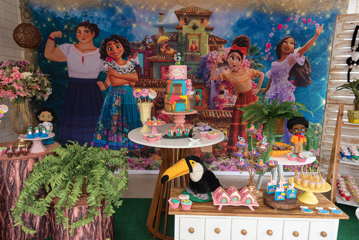 festa-infantil-rj-tema-decoracao-encanto-recreio-dos-bandeirantes