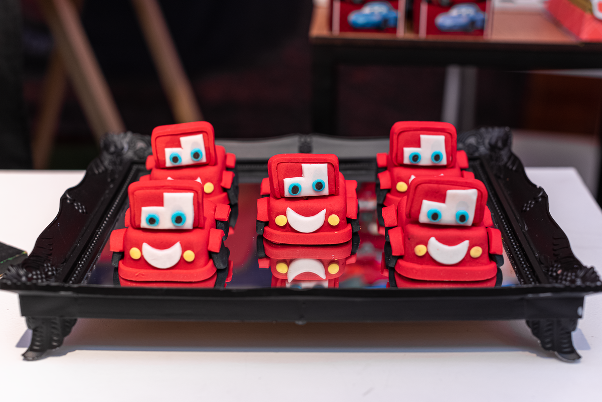 festa-infantil-rj-4-anos-menino-tema-decoracao-carros-casa-de-festas-espoleta-buffet-barao-de-lucena-botafogo