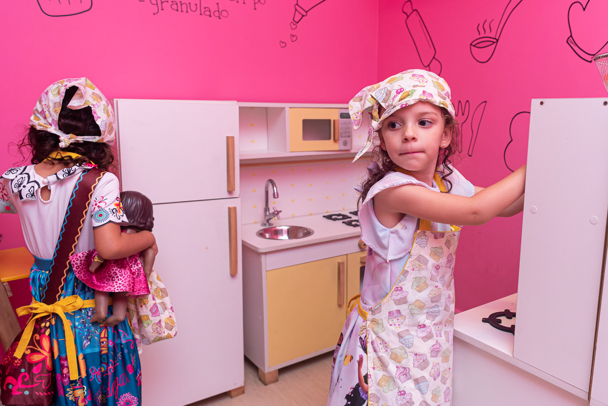 festa-infantil-rj-3-anos-menina-tema-decoracao-encanto-casa-de-festas-la-ville-kids-recreio-dos-bandeirantes