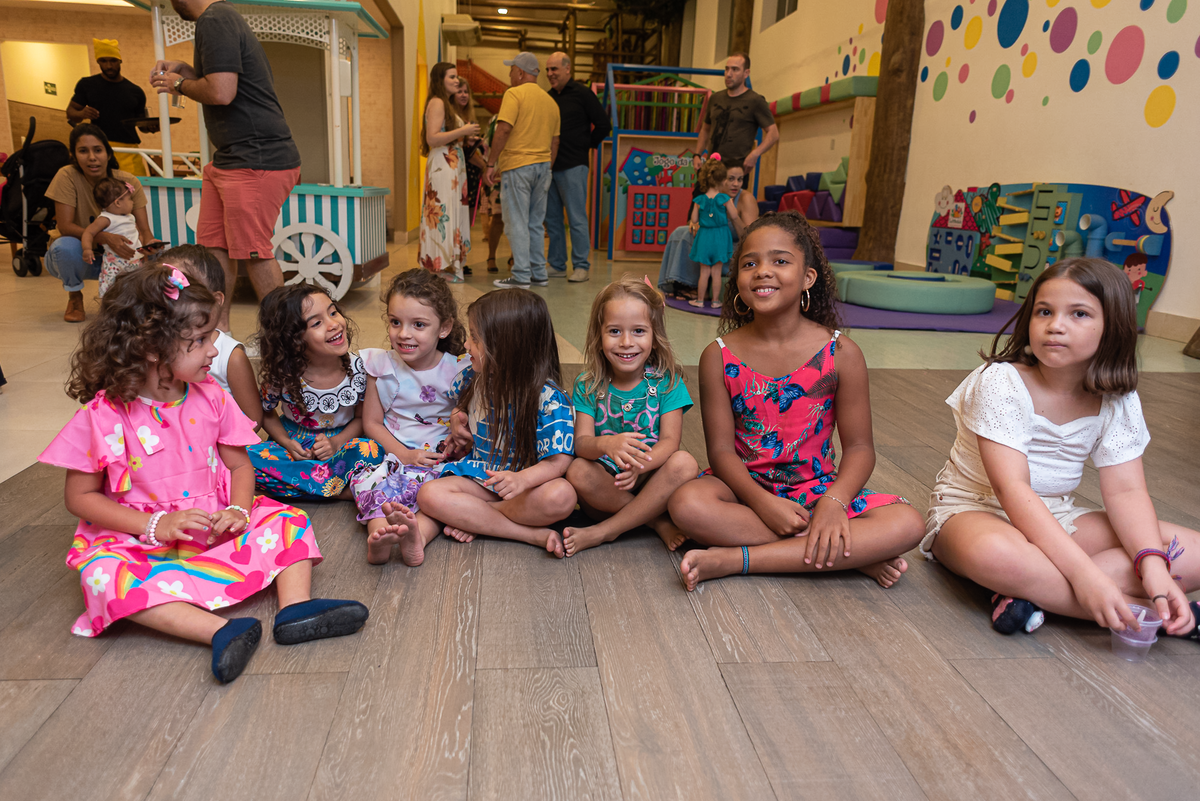 festa-infantil-rj-3-anos-menina-tema-decoracao-encanto-casa-de-festas-la-ville-kids-recreio-dos-bandeirantes