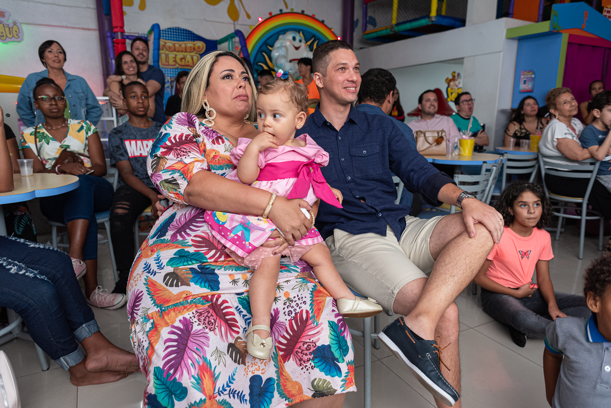 festa-infantil-rj-1-ano-menina-tema-decoracao-circo-rosa-casa-de-festas-salame-mingue-todos-os-santos