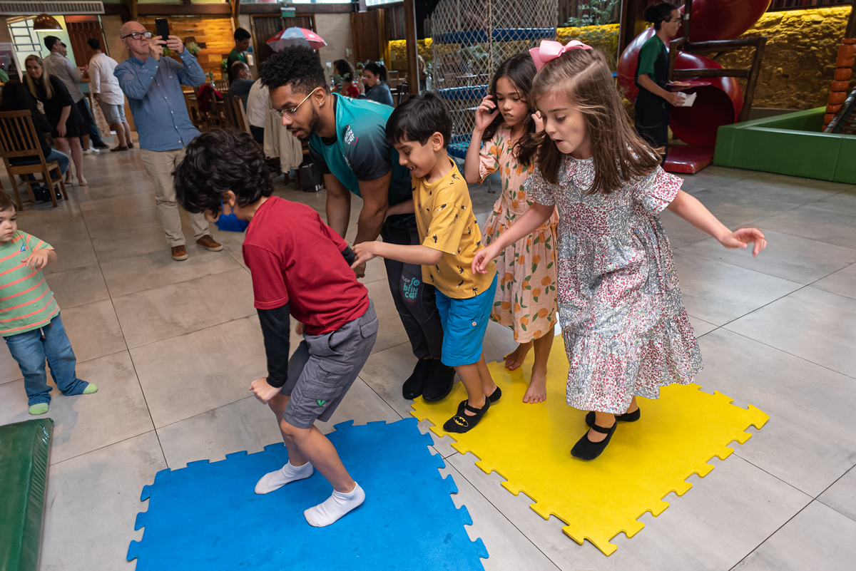 festa-infantil-rj-8-anos-menina-tema-decoracao-gatinha-pusheen-casa-de-festas-casa-eco-buffet-botafogo