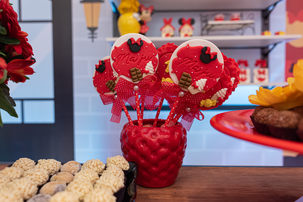 festa-infantil-rj-1-ano-menina-tema-decoracao-confeitaria-mickey-minnie-niteroi