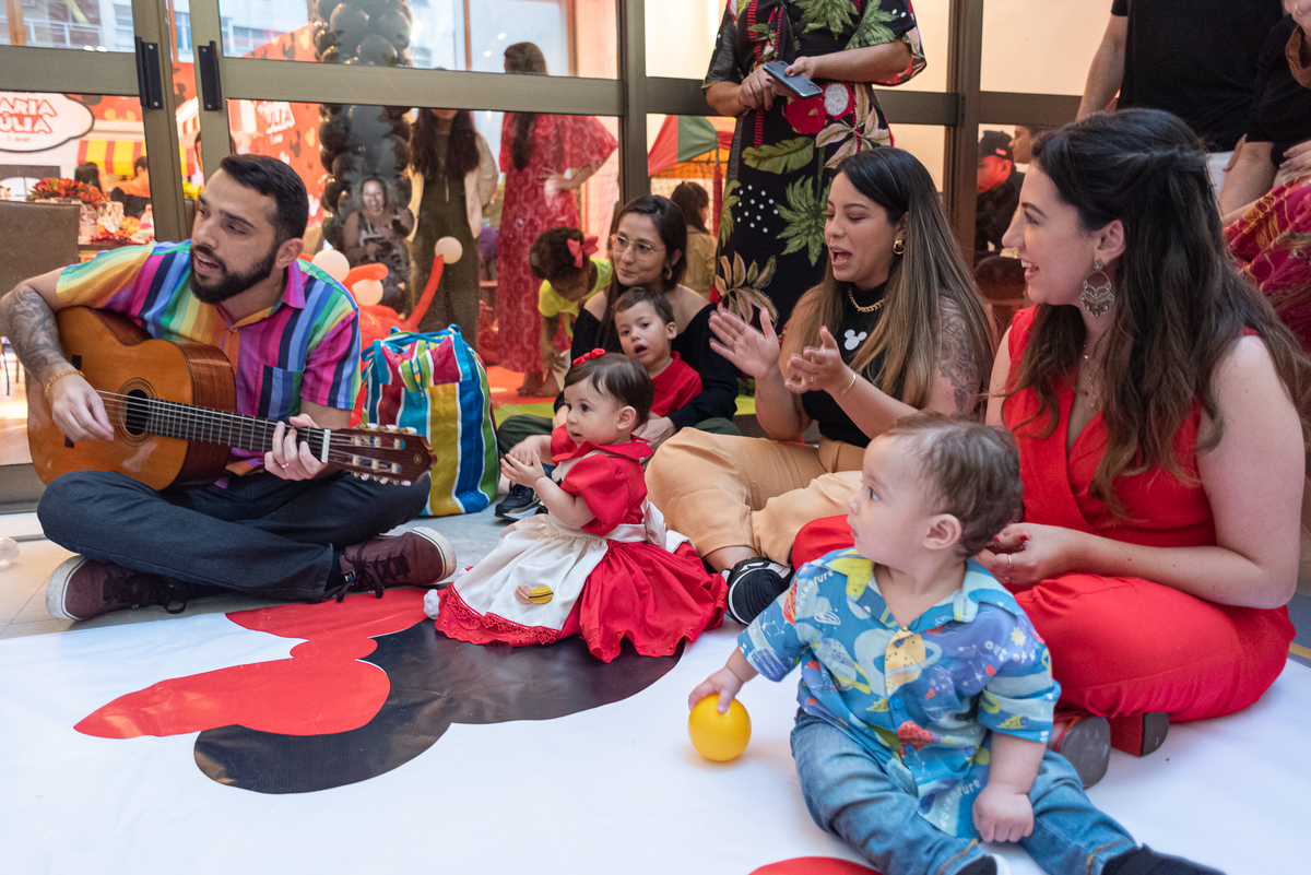 festa-infantil-rj-1-ano-menina-tema-decoracao-confeitaria-mickey-minnie-niteroi