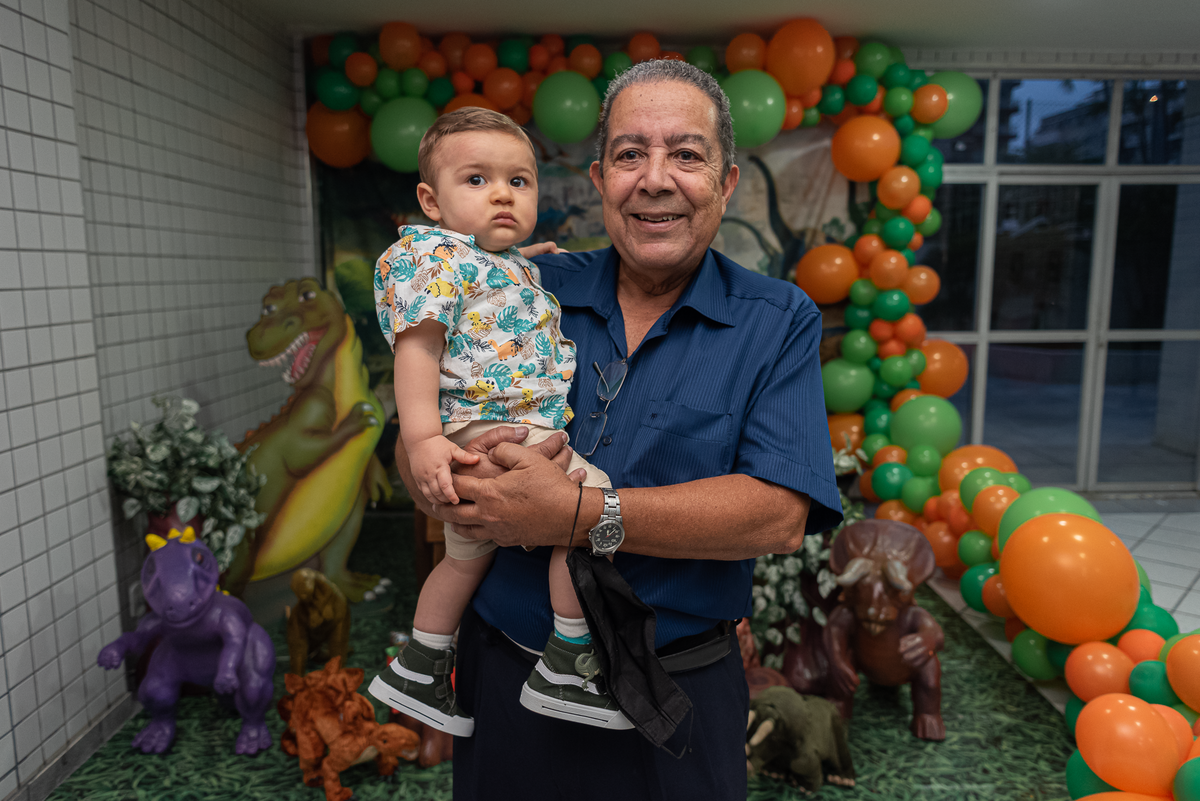 festa-infantil-rj-um-ano-menino-tema-decoracao-dinossauros-tijuca