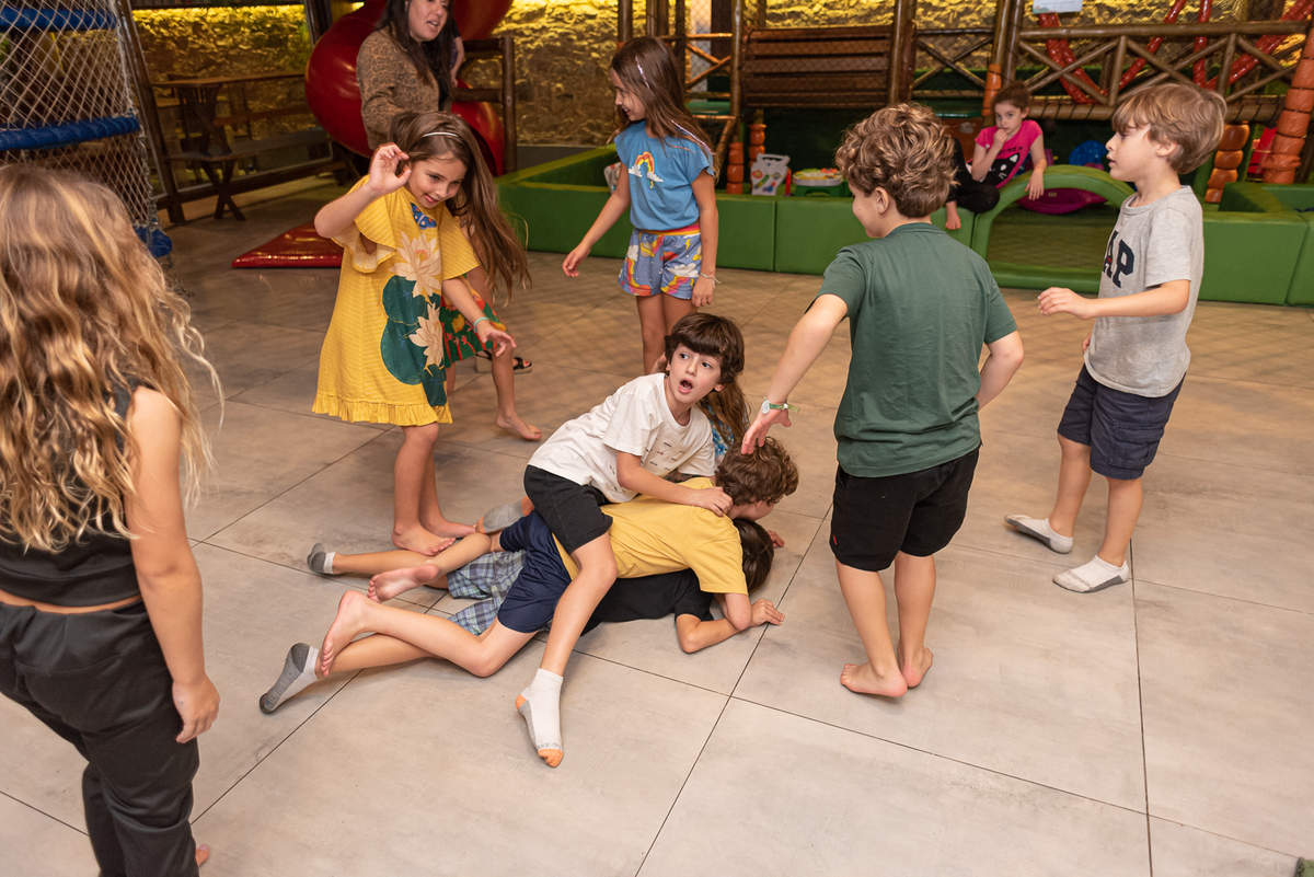 festa-infantil-rj-8-anos-menina-tema-decoracao-now-united-casa-de-festas-casa-eco-buffet-botafogo