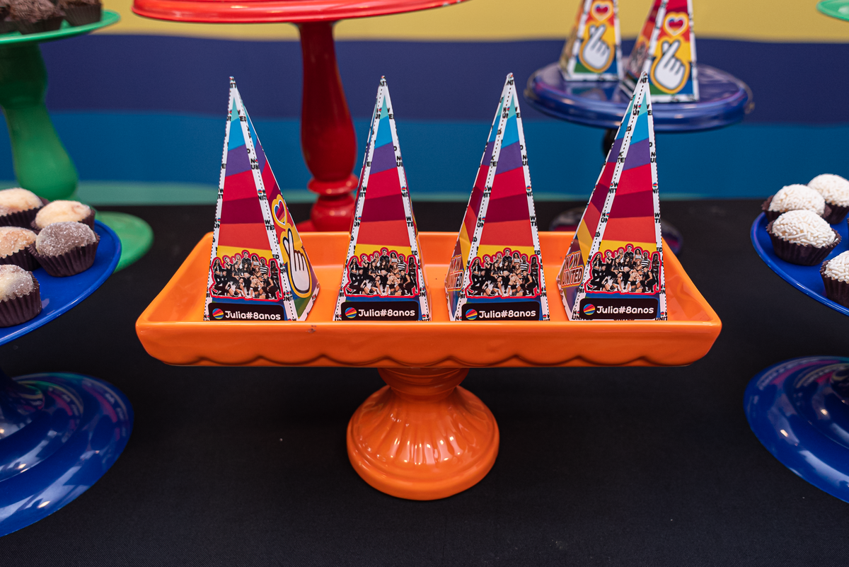 festa-infantil-rj-8-anos-menina-tema-decoracao-now-united-casa-de-festas-casa-eco-buffet-botafogo