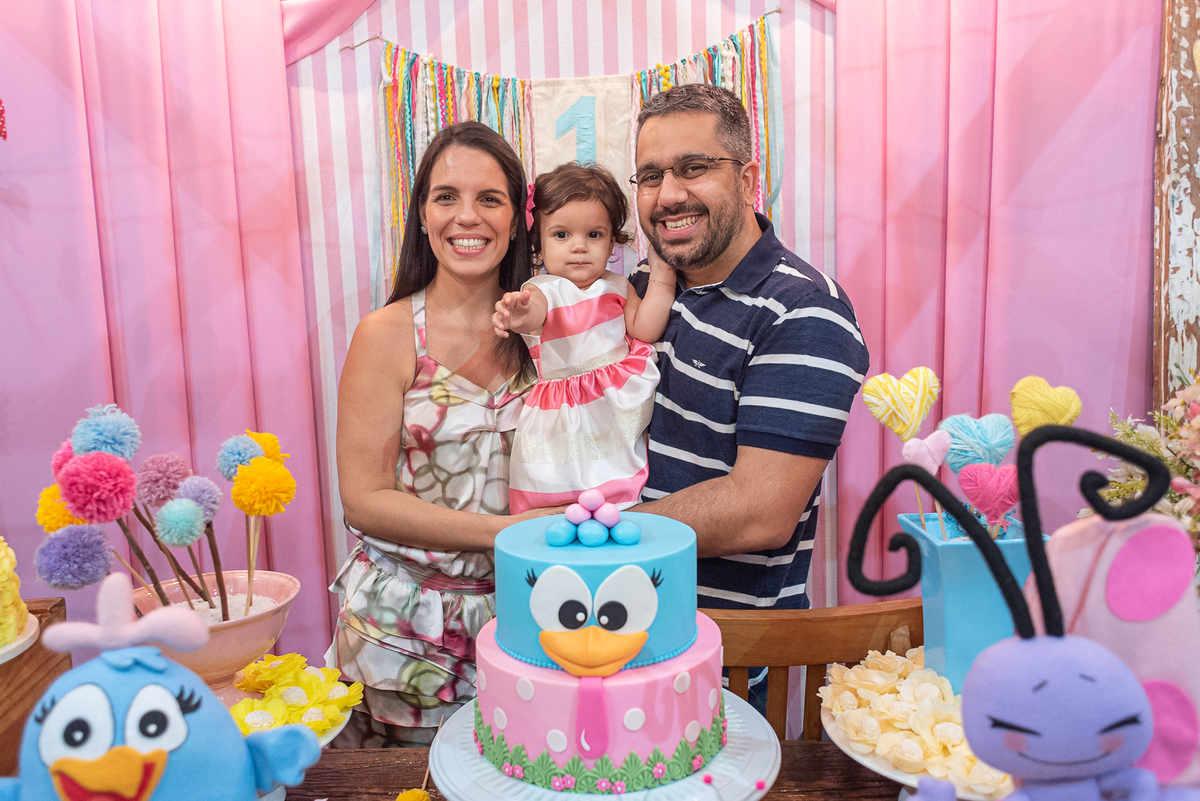 festa-infantil-rj-aniversario-menina-1-ano-tema-decoracao-galinha-pintadinha-rosa-casa-de-festas-pitanga-pitangueiras-botafogo