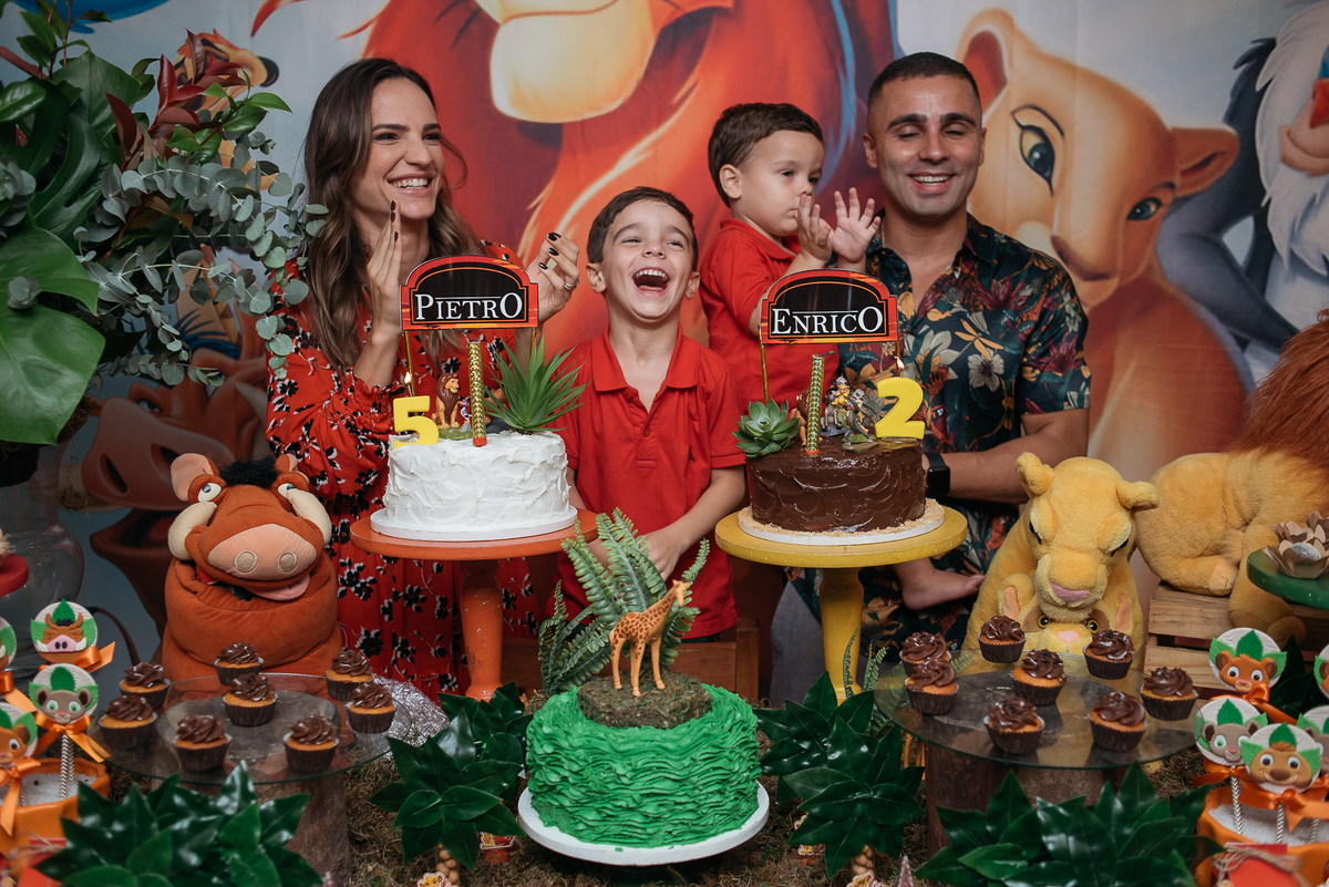 festa-infantil-rj-aniversario-menino-irmaos-2 e 5 anos-tema-decoracao-rei-leao-casa-de-festas-vila-das-pitangas-botafogo