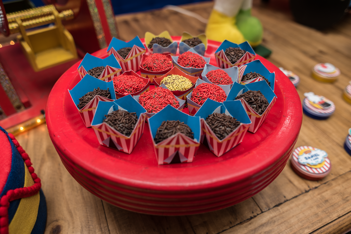 festa-infantil-rj-aniversario-menino-1-ano-tema-decoracao-circo