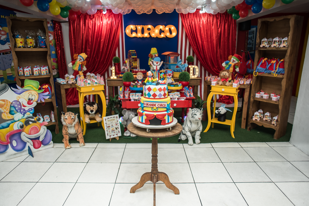 festa-infantil-rj-aniversario-menino-1-ano-tema-decoracao-circo