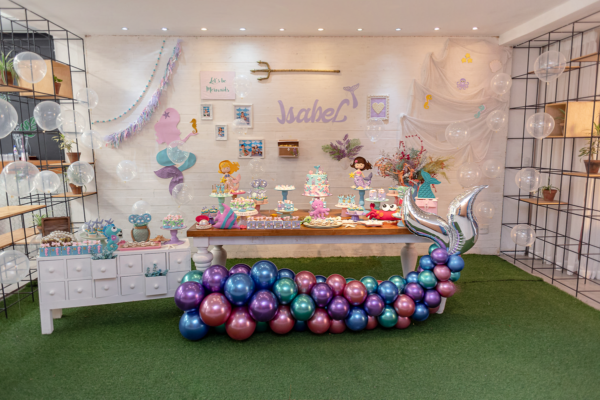 festa-infantil-rj-aniversario-menina-1-ano-tema-decoracao-fundo-do-mar-pequena-sereia-casa-de-festas-quintal-tijuca