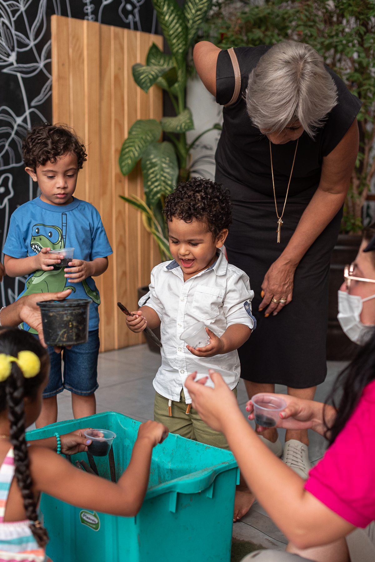 festa-infantil-rj-aniversario-menino-2-anos-tema-decoracao-dinossauros-casa-de-festas-baoba-tijuca