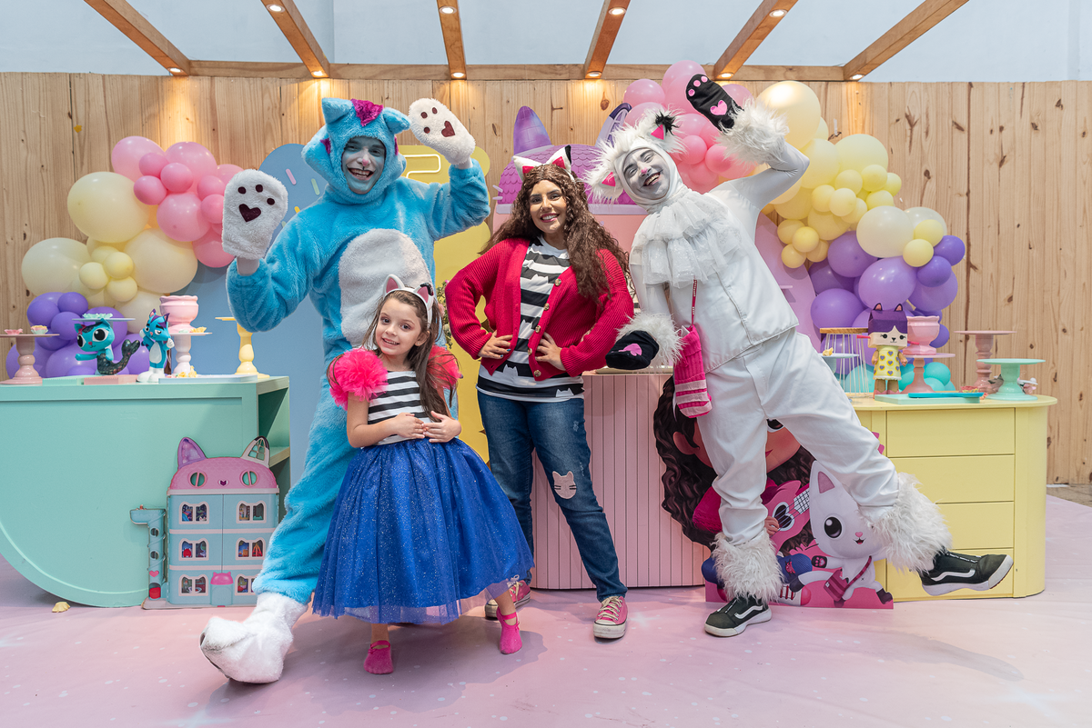 festa-infantil-rj-5-anos-menina-aniversario-tema-decoracao-gabi-casa-de-festas-nosso-jardim-recreio-dos-bandeirantes