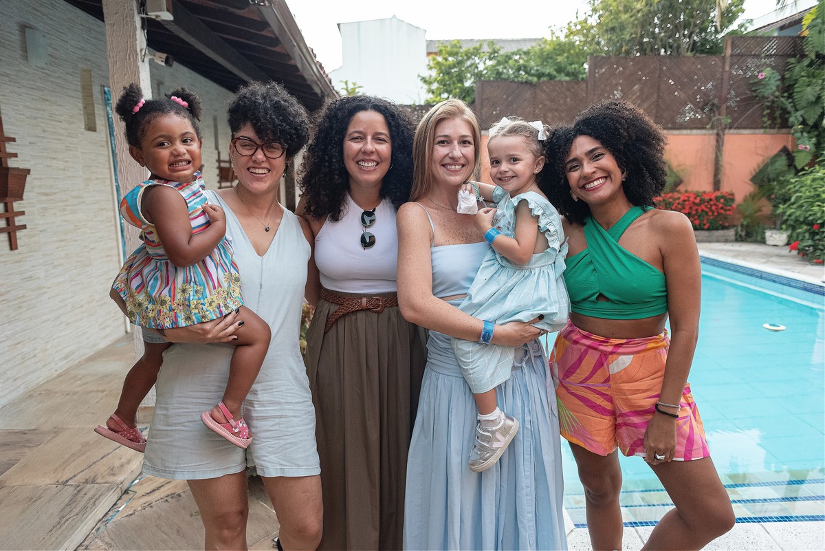 festa-infantil-rj-3-anos-menina-tema-decoracao-frozen-elsa-ana-olaf-anil-jacarepagua