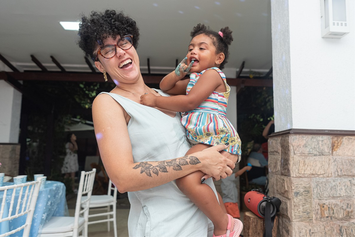 festa-infantil-rj-3-anos-menina-tema-decoracao-frozen-elsa-ana-olaf-anil-jacarepagua