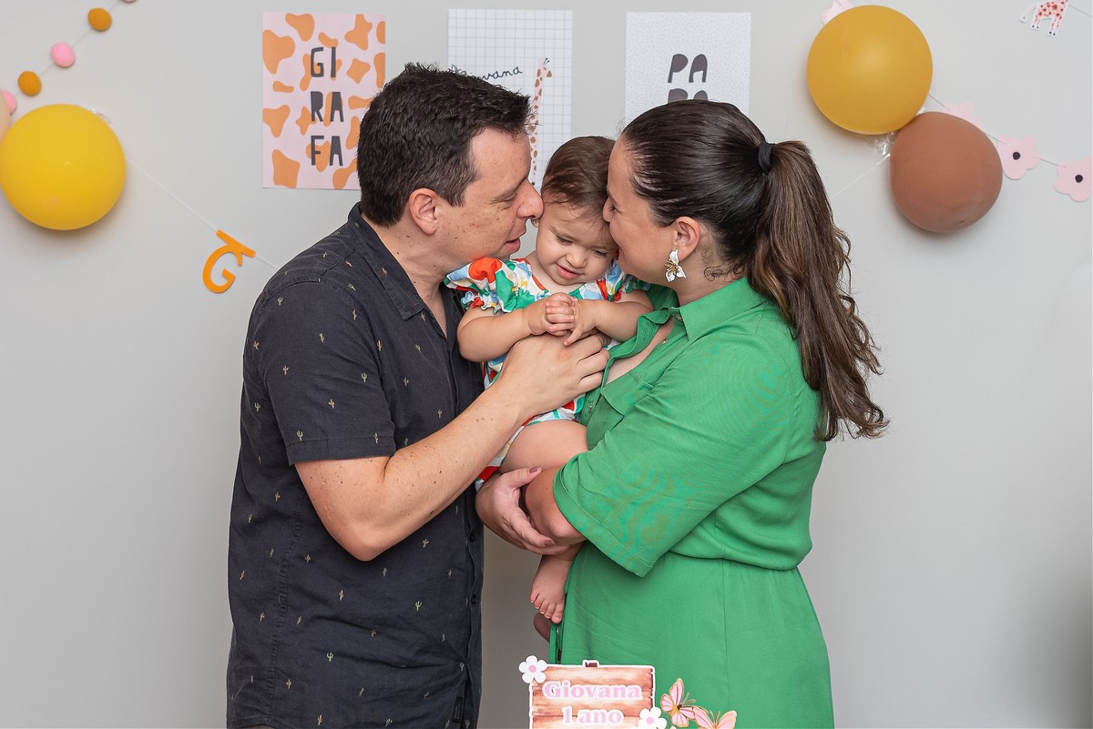 festa-infantil-rj-1-ano-menina-tema-decoraca-girafinha-caseira-barra-da-tijuca (1)