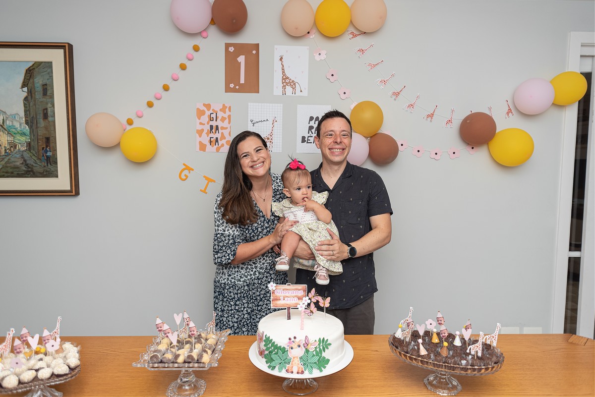 festa-infantil-rj-1-ano-menina-tema-decoraca-girafinha-caseira-barra-da-tijuca (1)