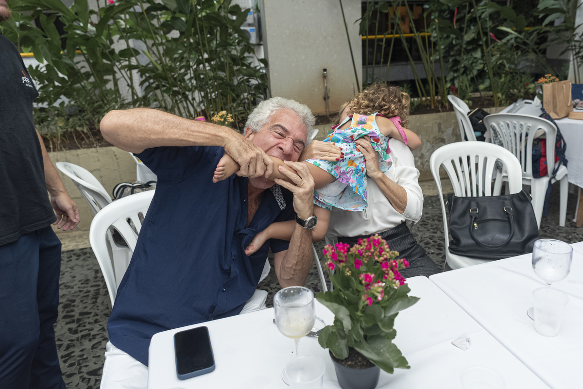 fotografia-festa-infantil-rj-2-anos-menina-tema-decoracao-floresta-jardim-leblon