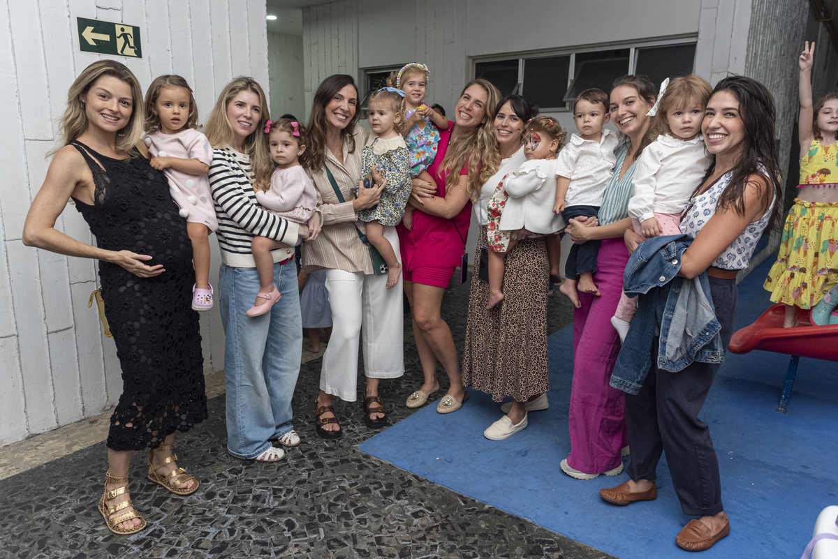 fotografia-festa-infantil-rj-2-anos-menina-tema-decoracao-floresta-jardim-leblon