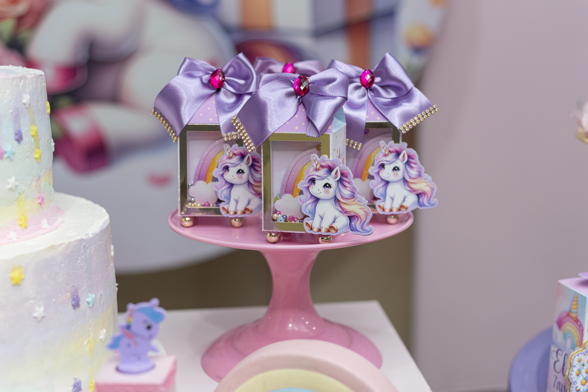 fotografa-de-festa-infantil-rj-7-anos-menina-tema-decoracao-unicornio-ilha-do-governador-jardim-guanabara