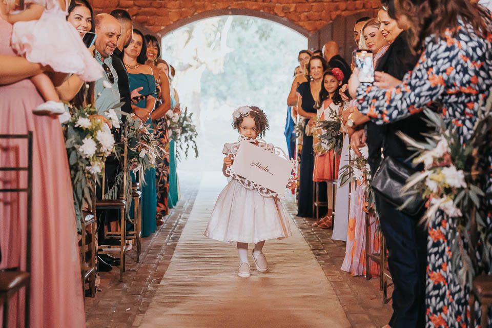 FOTOS ENTRADA NOIVO CANTANDO 