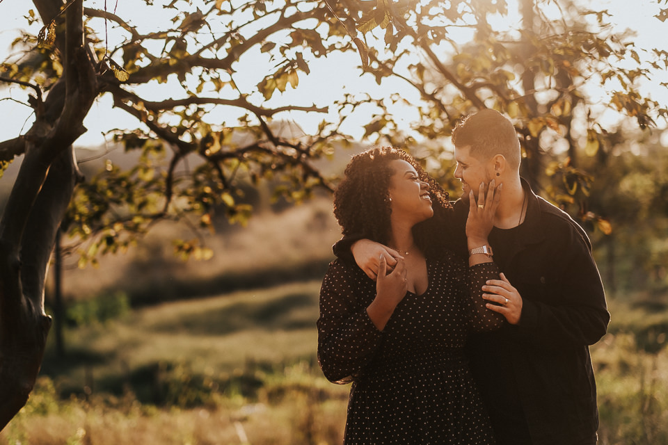 FOTOS ENSAIO PRE WEDDING PLANTAÇÃO DE COUVE - SARZEDO - IBIRITE 