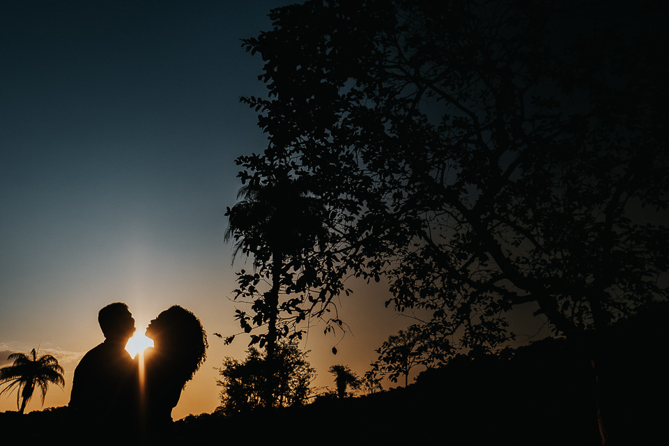 FOTOS ENSAIO PRE WEDDING PLANTAÇÃO DE COUVE - SARZEDO - IBIRITE 