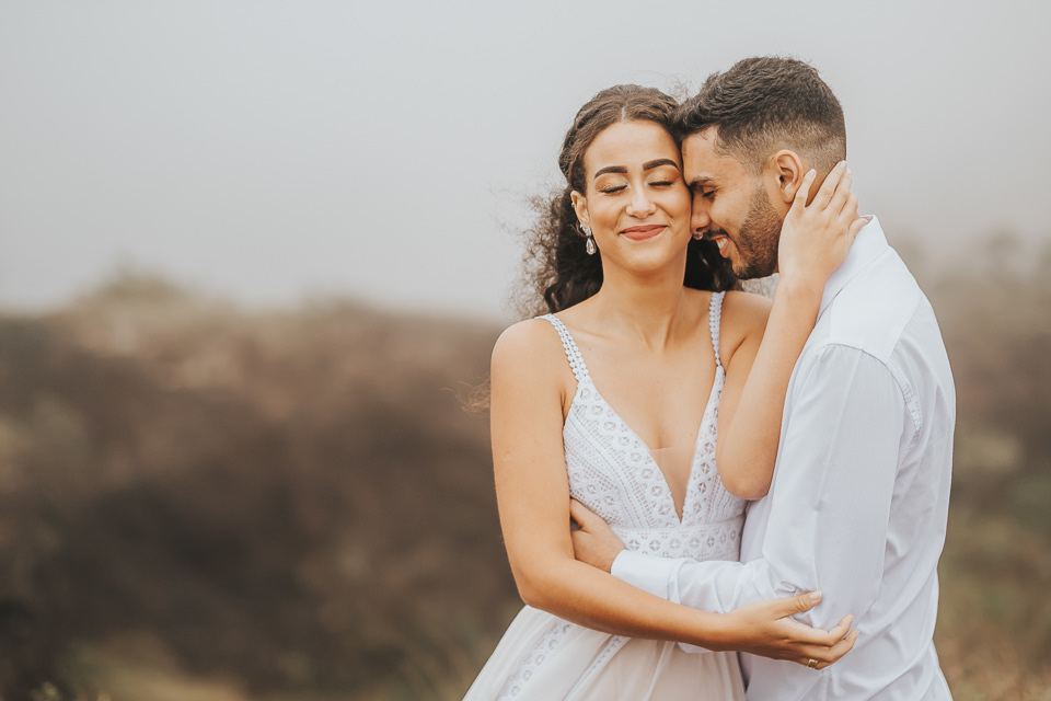 FOTOS ENSAIO PRE CASAMENTO NEBLINA SERRA DA MOEDA