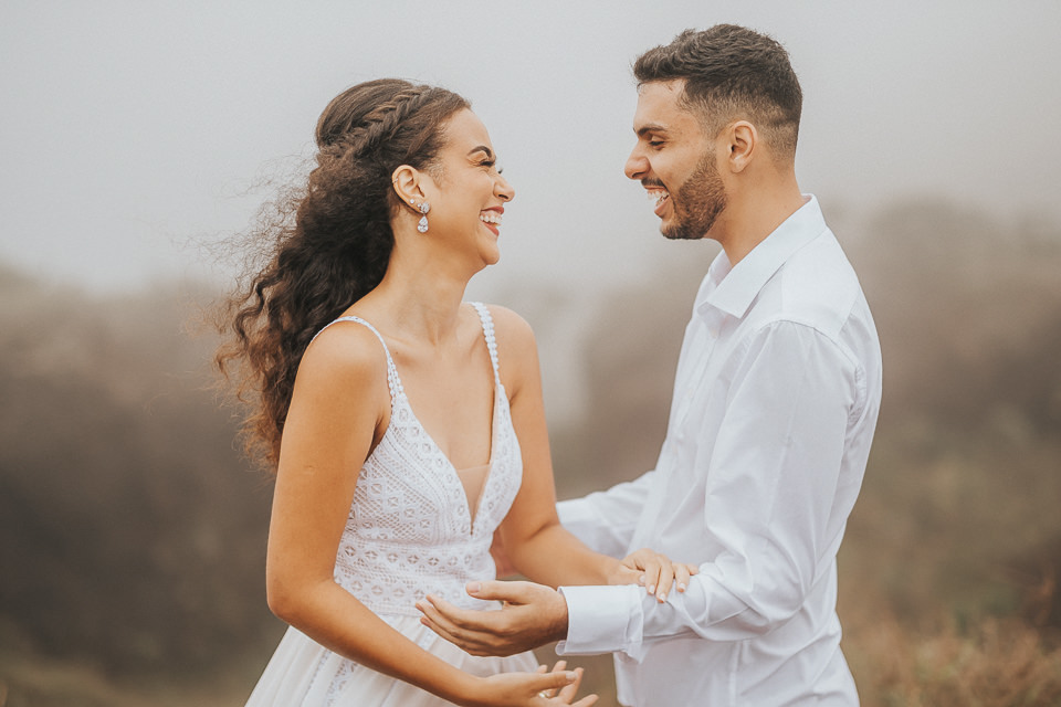 FOTOS ENSAIO PRE CASAMENTO NEBLINA SERRA DA MOEDA