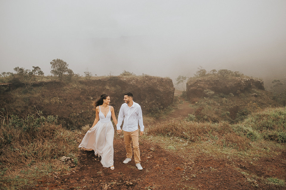 FOTOS ENSAIO PRE CASAMENTO NEBLINA SERRA DA MOEDA