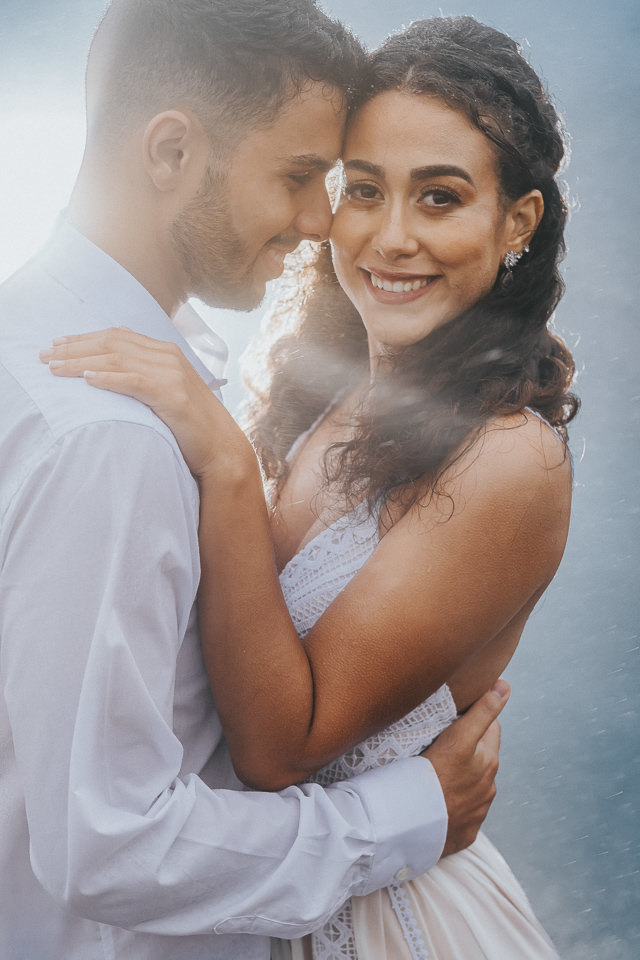 FOTOS ENSAIO PRE CASAMENTO CHUVA TOPO DO MUNDO