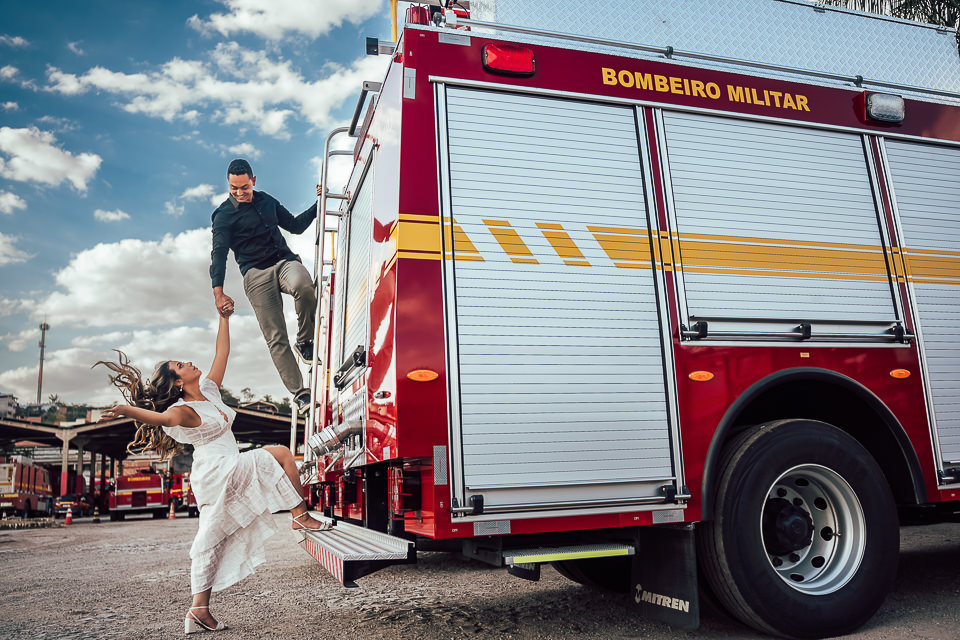 FOTOS ENSAIO PRE CASAMENTO BOMBEIROS