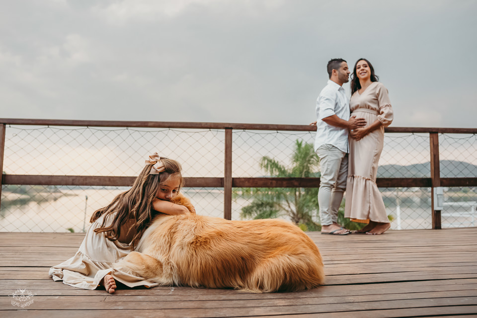 ENSAIO GESTANTE CACHORRO GOLDEN 