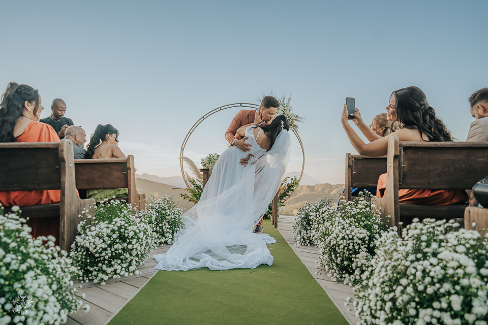FOTOS CERIMONIA DE CASAMENTO POR DO SOL VILA RELICARIO 